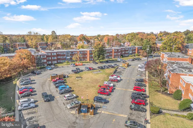 $170,000 | 3823 Hamilton Street, Unit B303, Hyattsville, MD 20781