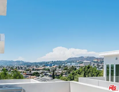 $6,995 | 857 1/2 Hyperion Avenue, Los Angeles, CA 90029