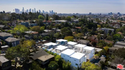 $6,995 | 857 1/2 Hyperion Avenue, Los Angeles, CA 90029
