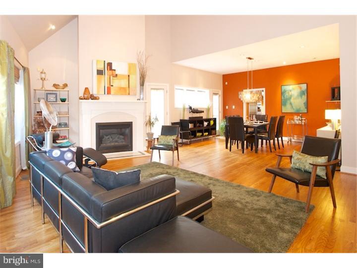 108 Cornell Road Bala Cynwyd, PA 19004 - Photo 9 of 24 Living Room