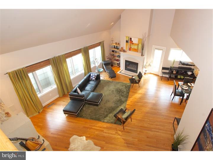 108 Cornell Road Bala Cynwyd, PA 19004 - Photo 10 of 24 Living Room