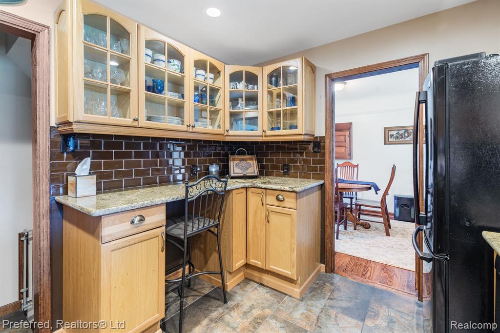 20931 Napier Road Northville, MI 48167 - Photo 16 of 32 Gallery Image 16