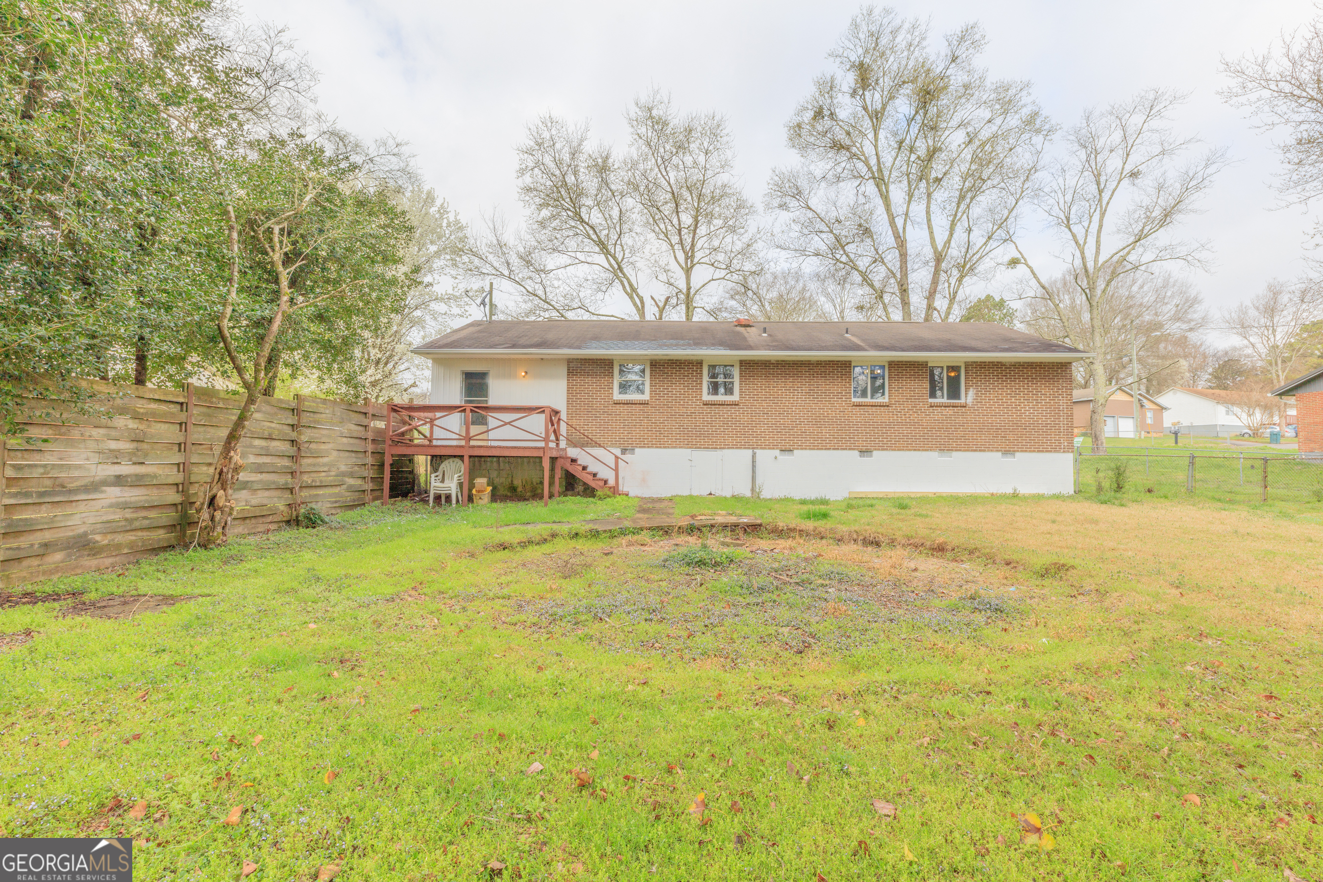 395 Wisteria Road LaFayette, GA 30728 - Photo 28 of 31 front view of a house with a yard