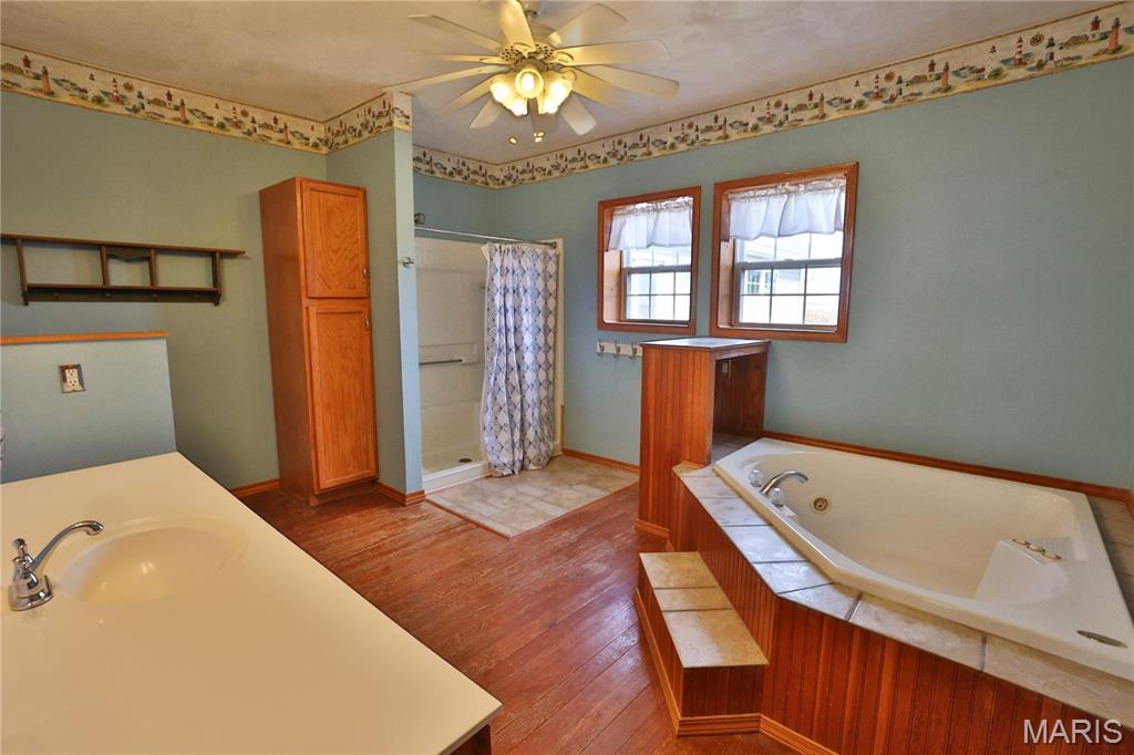 10233 North 17th Avenue Butler, IL 62015 - Photo 27 of 73