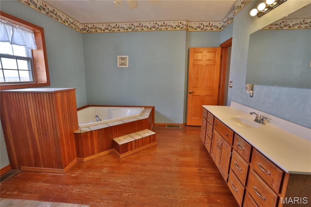 10233 North 17th Avenue Butler, IL 62015 - Photo 28 of 73