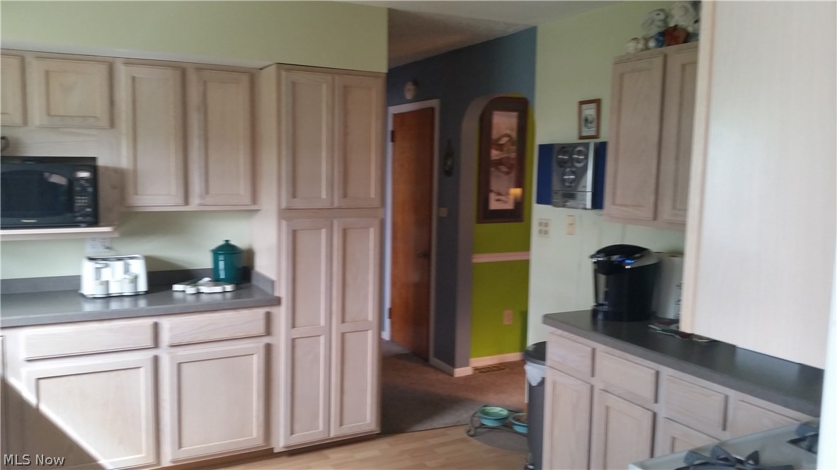 6168 Middle Ridge Road Madison, OH 44057 - Photo 9 of 29 Gallery Image 9