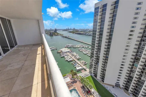 $475,000 | 1717 North Bayshore Drive, Unit A3144, Miami, FL 33132