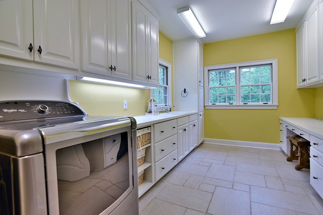 643 Double Churches Road Columbus, GA 31904 - Photo 23 of 41 Laundry Room