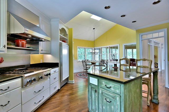 643 Double Churches Road Columbus, GA 31904 - Photo 8 of 41 Kitchen