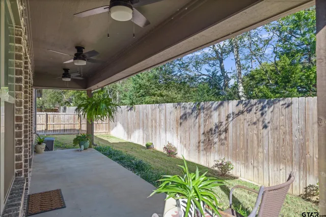 $345,000 | 10059 Dayspring Drive, Flint, TX 75762