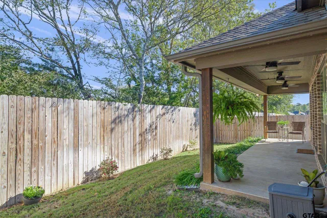 $345,000 | 10059 Dayspring Drive, Flint, TX 75762