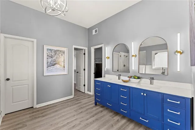 $529,900 | 2605 Southwest 10th Court, Lee's Summit, MO 64081