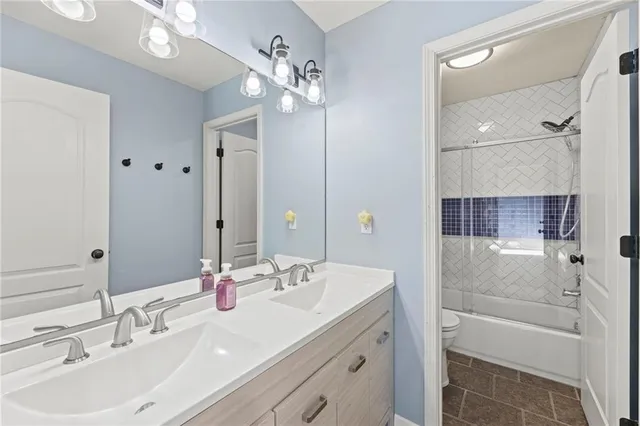 $529,900 | 2605 Southwest 10th Court, Lee's Summit, MO 64081