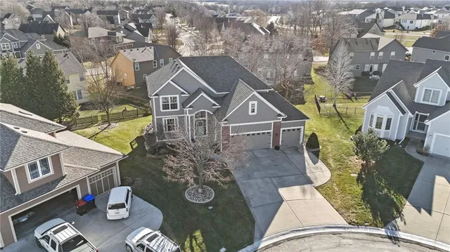 $529,900 | 2605 Southwest 10th Court, Lee's Summit, MO 64081