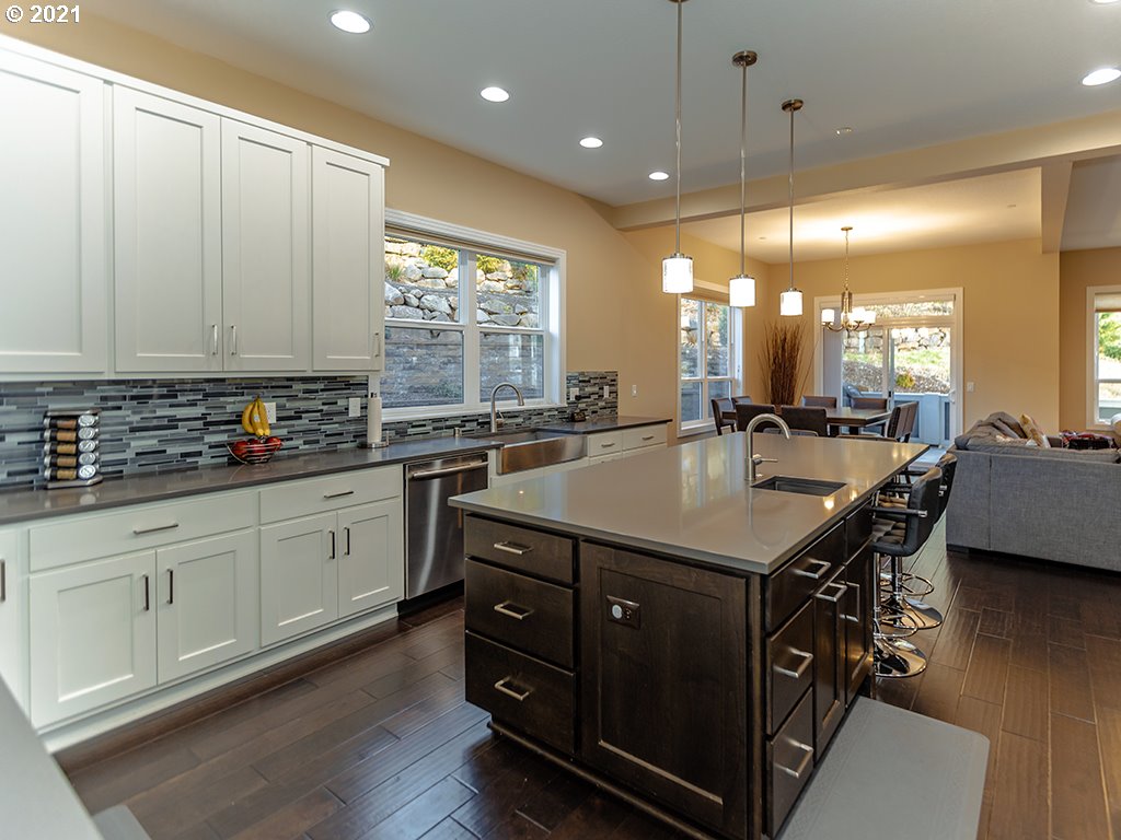 3537 Northwest 18th Circle Camas, WA 98607 - Photo 11 of 32