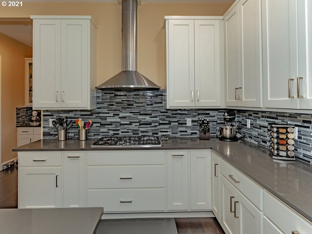 3537 Northwest 18th Circle Camas, WA 98607 - Photo 13 of 32