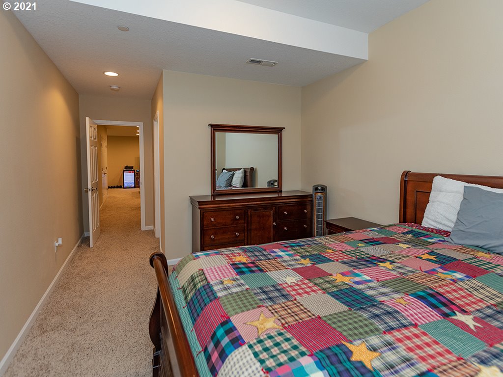 3537 Northwest 18th Circle Camas, WA 98607 - Photo 25 of 32