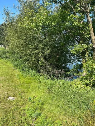 $74,900 | 640 Southwest Lake Street, Avoca, MN 56114