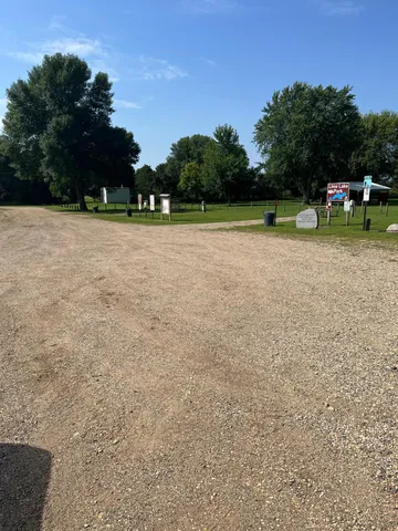 $74,900 | 640 Southwest Lake Street, Avoca, MN 56114