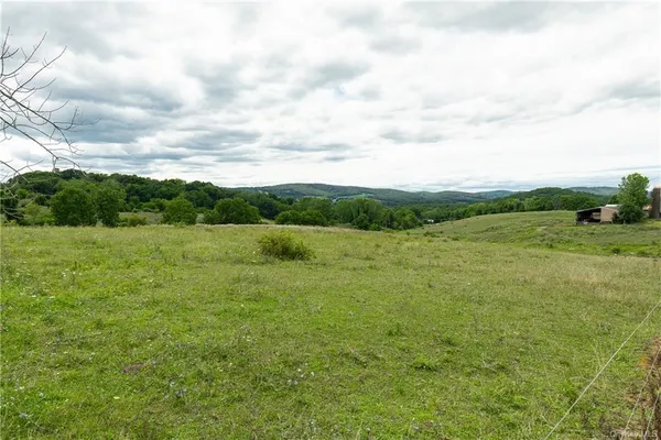 $1,080,000 | Yonderview Road, Hillsdale, NY 12529