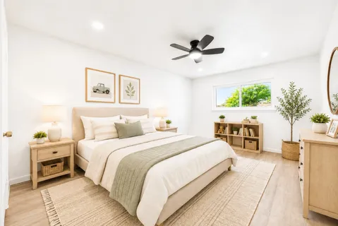 $375,000 | 13194 Trail Hollow Drive, Unit 3194, Houston, TX 77079