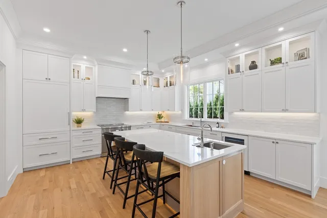 $2,250,000 | 32 Edgewood Road, Unit 1, Lexington, MA 02420