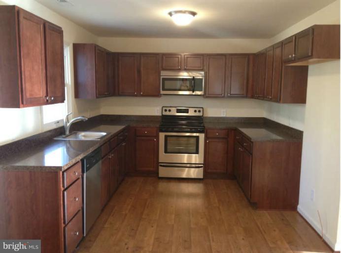 1516 Manor View Road Davidsonville, MD 21035 - Photo 5 of 27 Kitchen