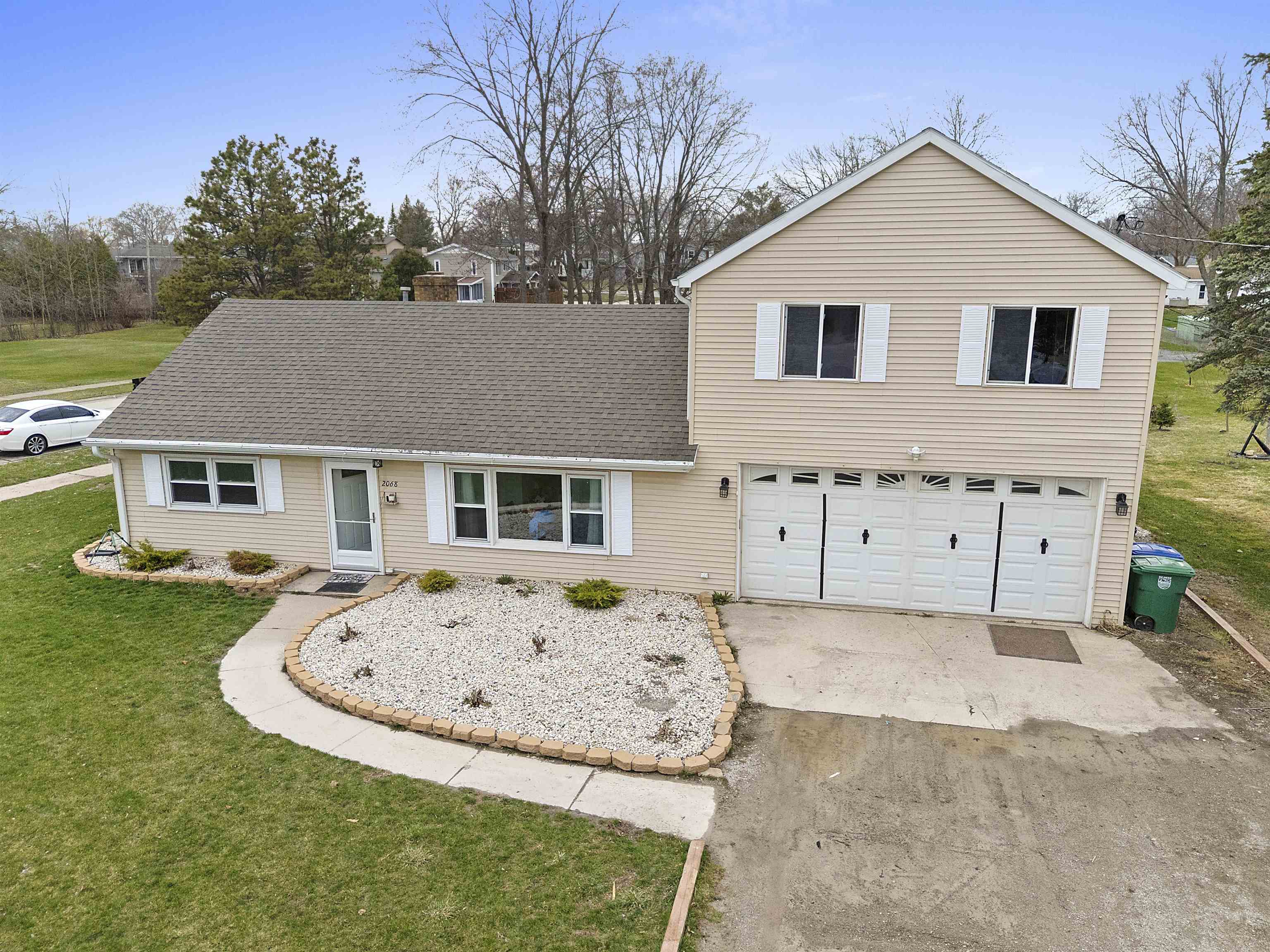 2068 Lost Dauphin Road De Pere, WI 54115 - Photo 36 of 37