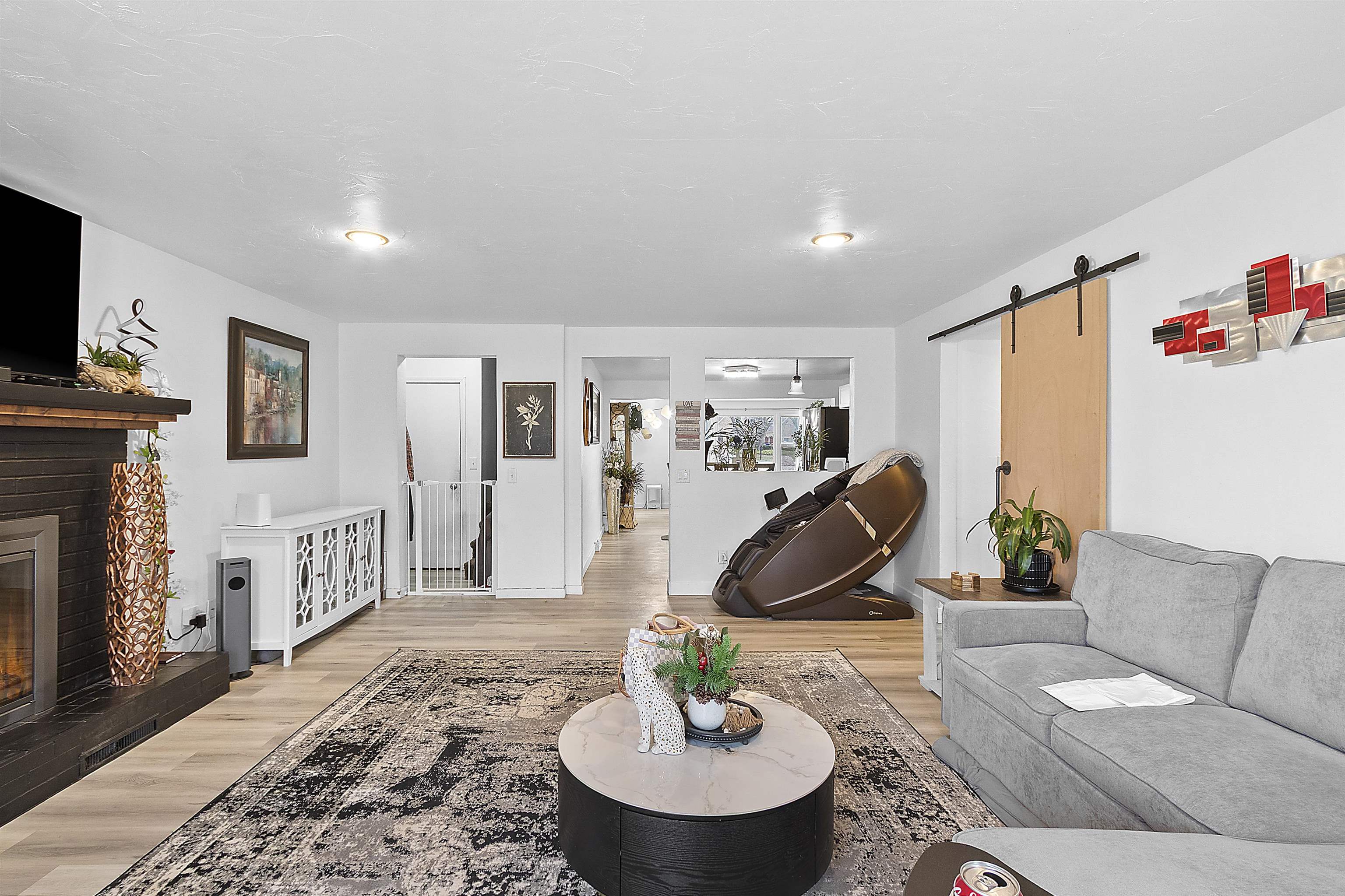 2068 Lost Dauphin Road De Pere, WI 54115 - Photo 8 of 37