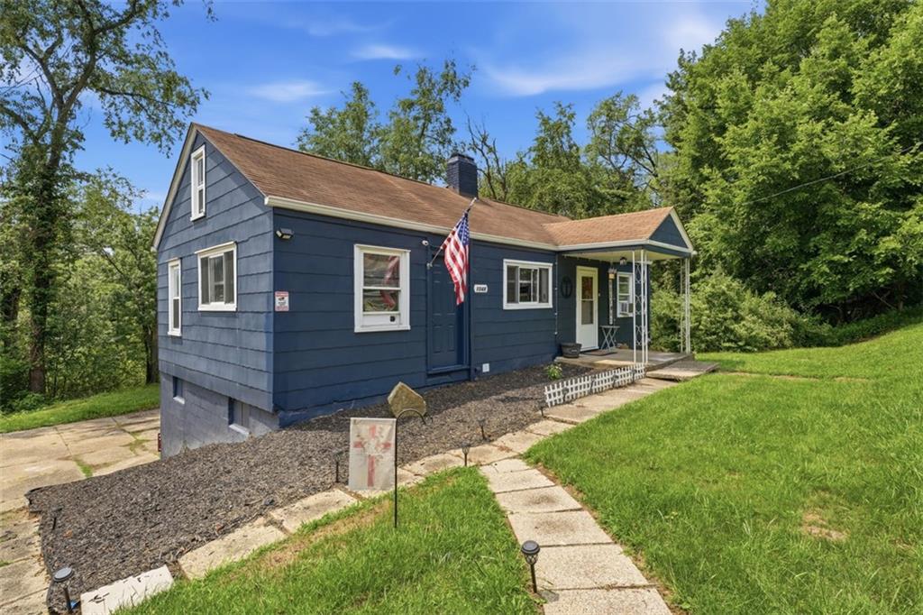 1048 Unity Trestle Road Pittsburgh, PA 15239 - Photo 3 of 38 Gallery Image 3