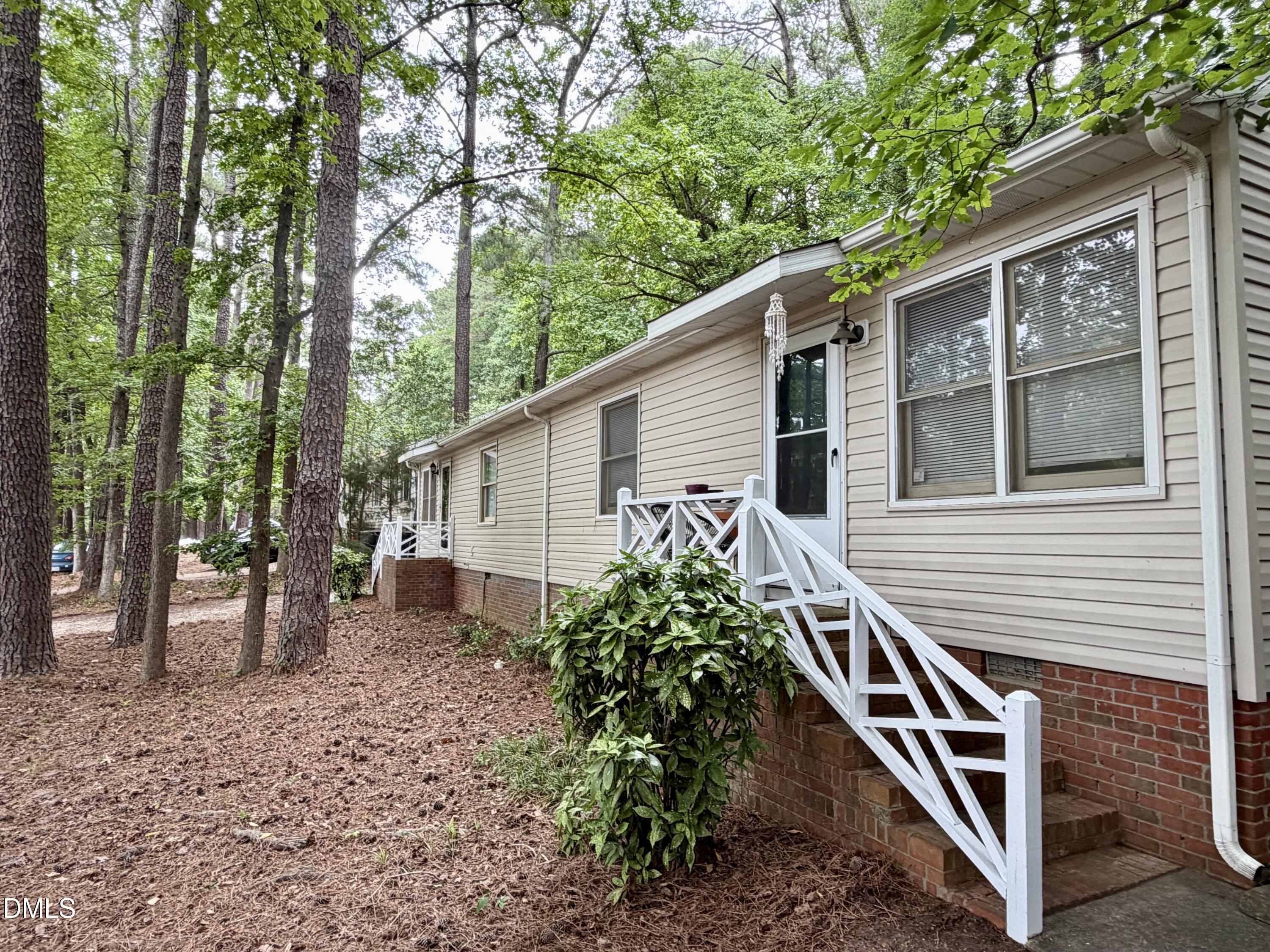 841 Barringer Drive Raleigh, NC 27606 - Photo 3 of 26