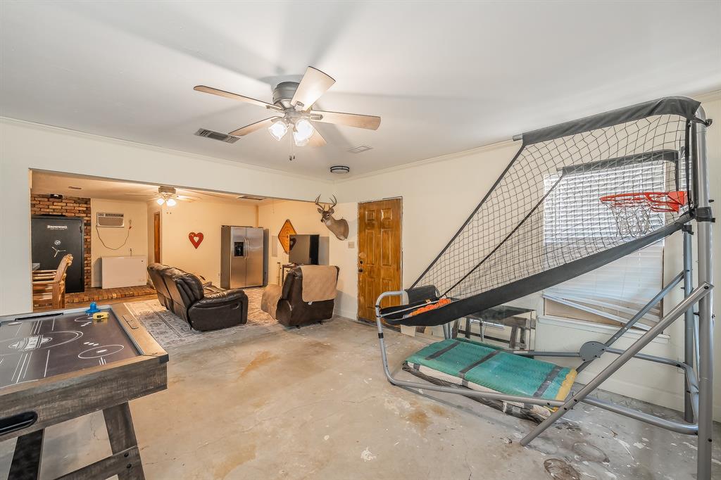 11485 Ridgeview Circle Fort Worth, TX 76244 - Photo 16 of 40 2nd part of Gameroom