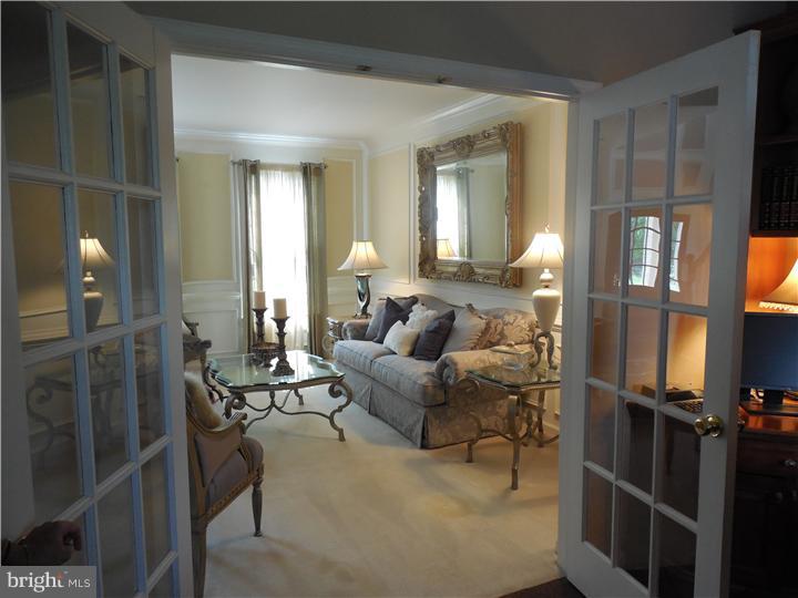 66 Normandy Road Evesham, NJ 08053 - Photo 11 of 23 Living Room