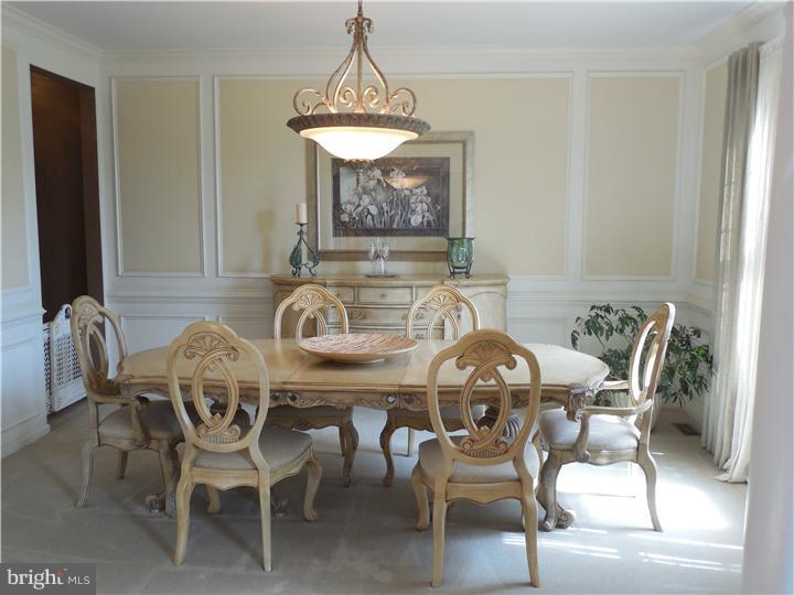 66 Normandy Road Evesham, NJ 08053 - Photo 6 of 23 Dining Room