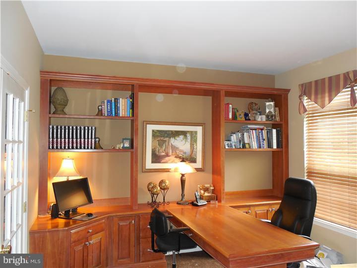 66 Normandy Road Evesham, NJ 08053 - Photo 7 of 23 Gallery Image 7