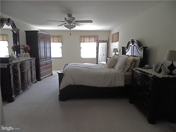 17 Yale Road Marlton, NJ 08053 - Photo 15 of 25 Master Bedroom