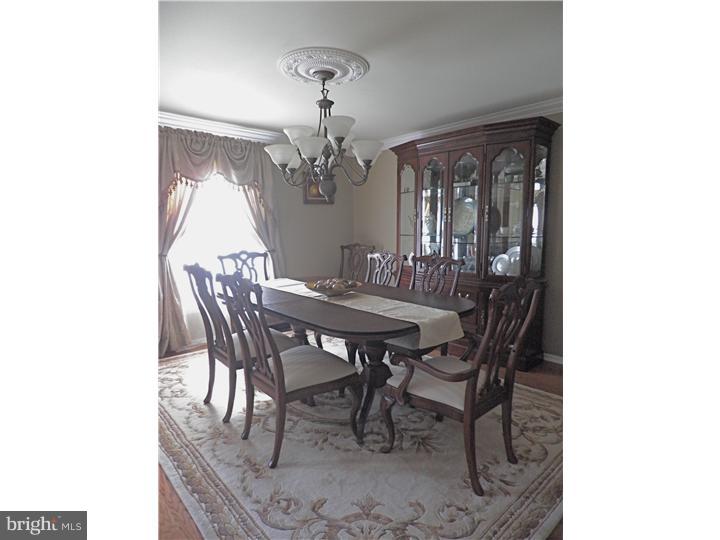 17 Yale Road Marlton, NJ 08053 - Photo 6 of 25 Dining Room