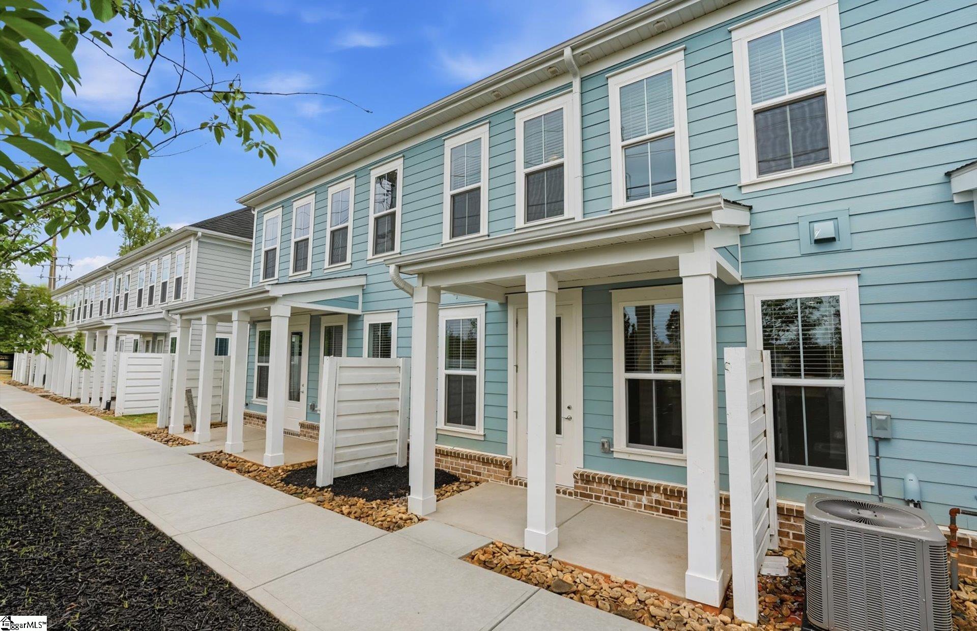 7 Merganser Court Greenville, SC 29607 - Photo 1 of 27
