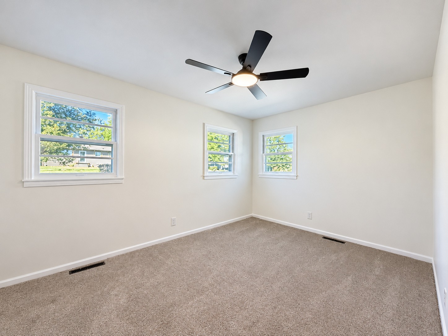 210 Rolling Road Shelbyville, TN 37160 - Photo 33 of 36 Gallery Image 33