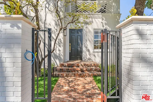$9,299 | 133 South Linden Drive, Beverly Hills, CA 90212
