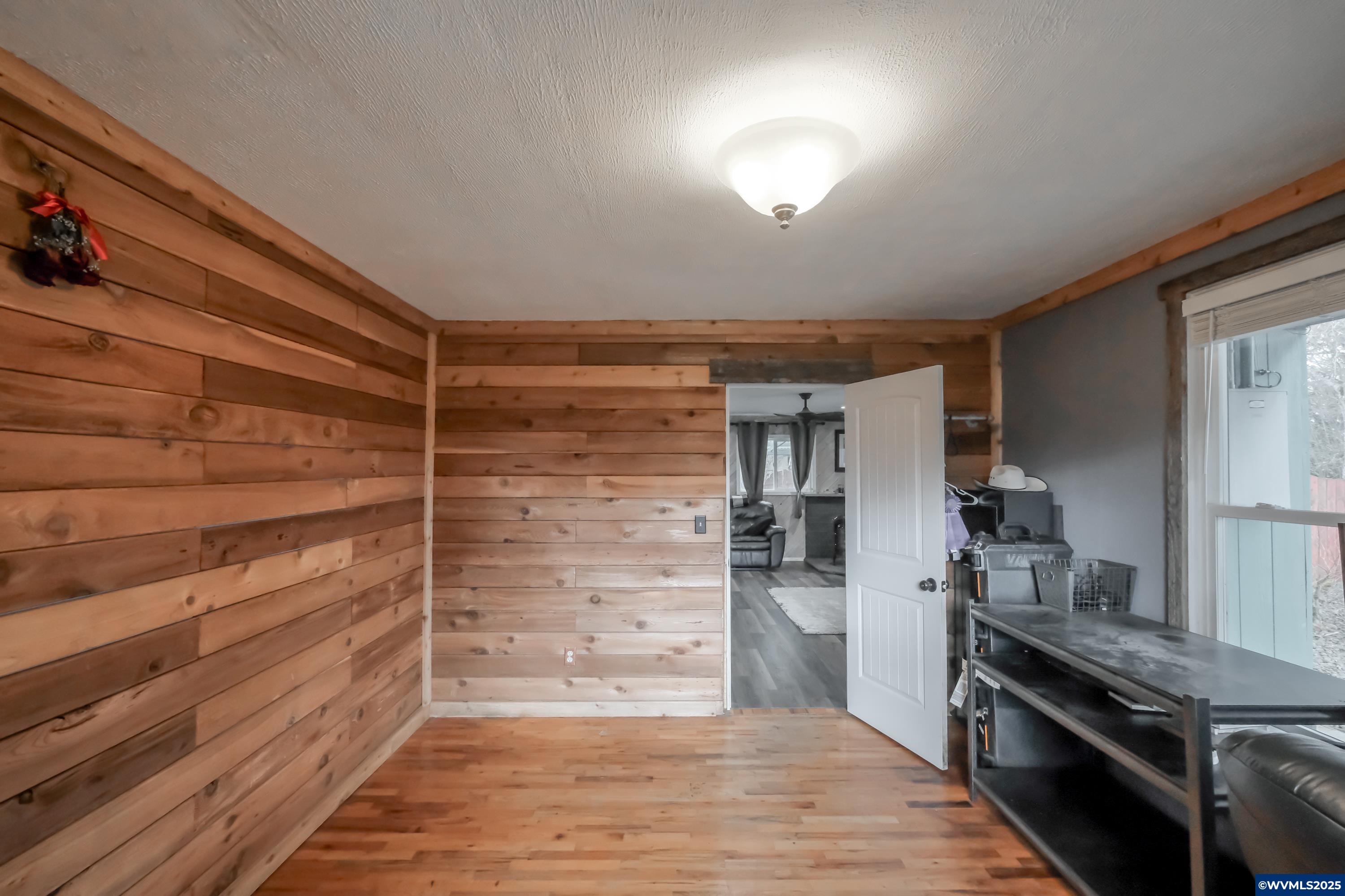 28508 Liberty Road Sweet Home, OR 97386 - Photo 15 of 47 Gallery Image 15