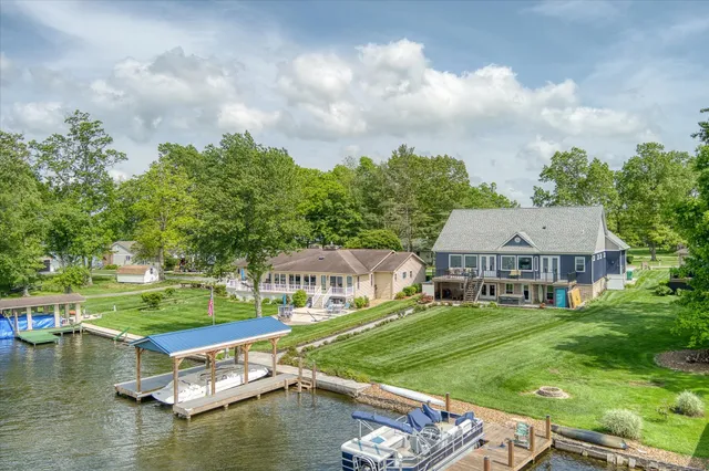 $999,890 | 1118 Hileah Drive, Crossville, TN 38572