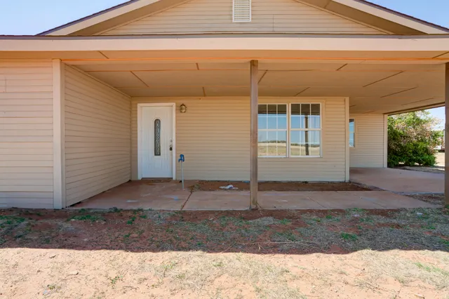 $170,000 | 7715 East County Road 6200, Idalou, TX 79329