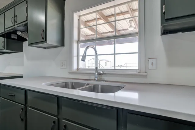 $170,000 | 7715 East County Road 6200, Idalou, TX 79329