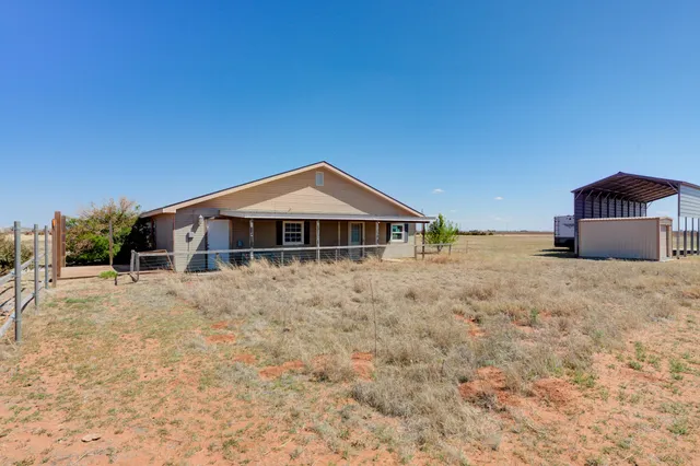 $170,000 | 7715 East County Road 6200, Idalou, TX 79329