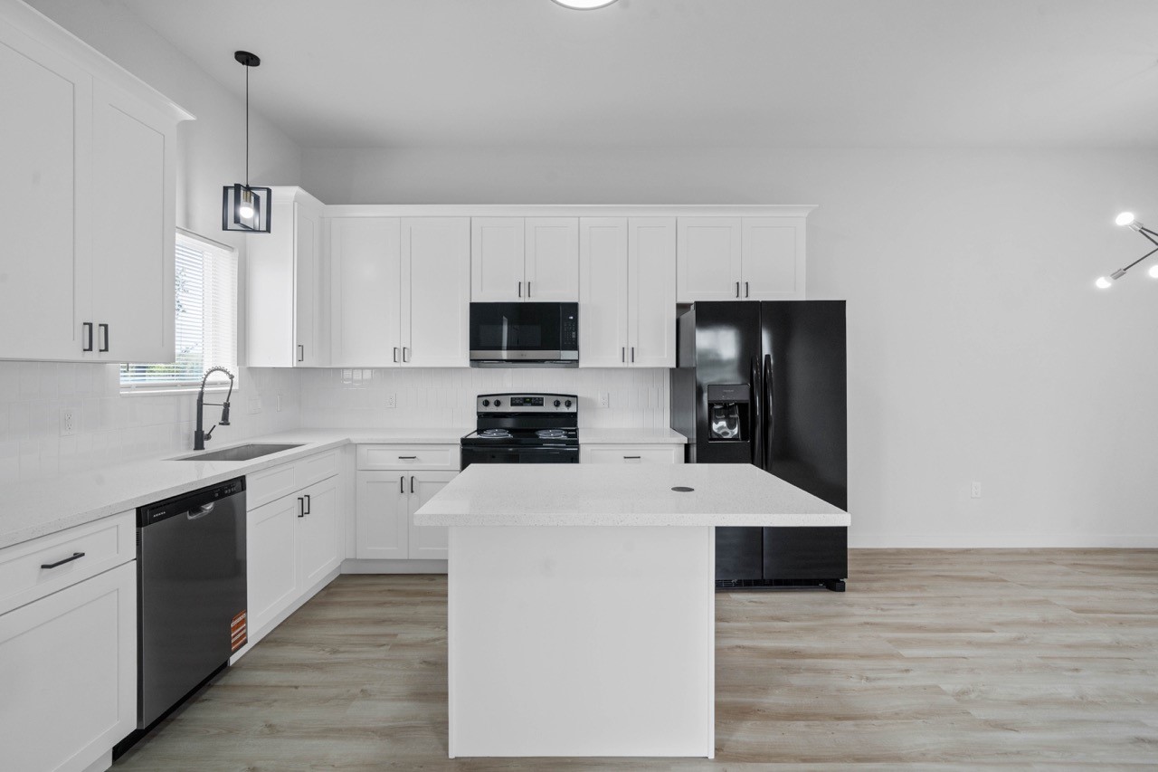 9725 Kerr Street, Unit B Houston, TX 77029 - Photo 12 of 35