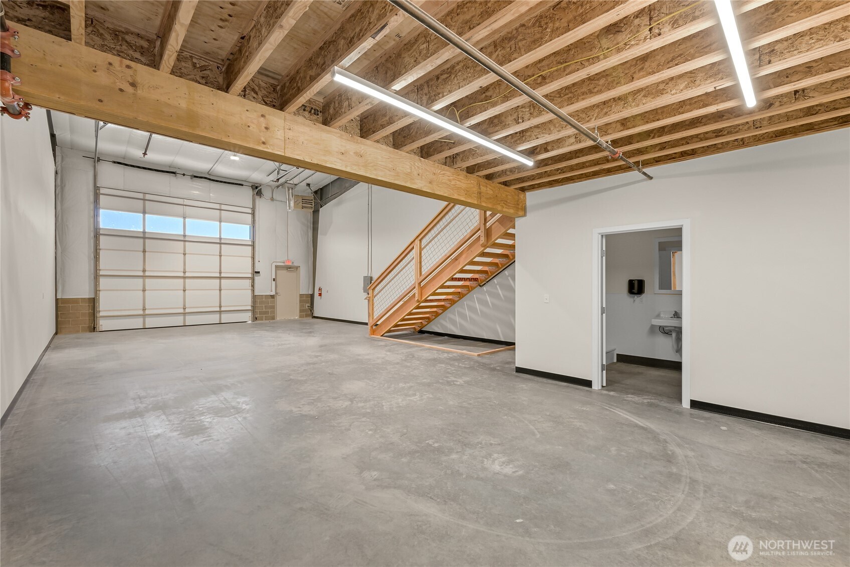 1631 Jills Court, Unit 14 Bellingham, WA 98226 - Photo 9 of 15 a view of an empty room