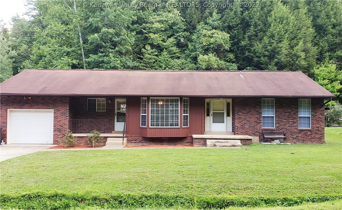 405 Rambling Hills Road Elkview, WV 25071 - Photo 2 of 21 Gallery Image 2