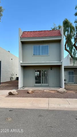 $999 | 2834 East Kathleen Road, Unit 103, Phoenix, AZ 85032