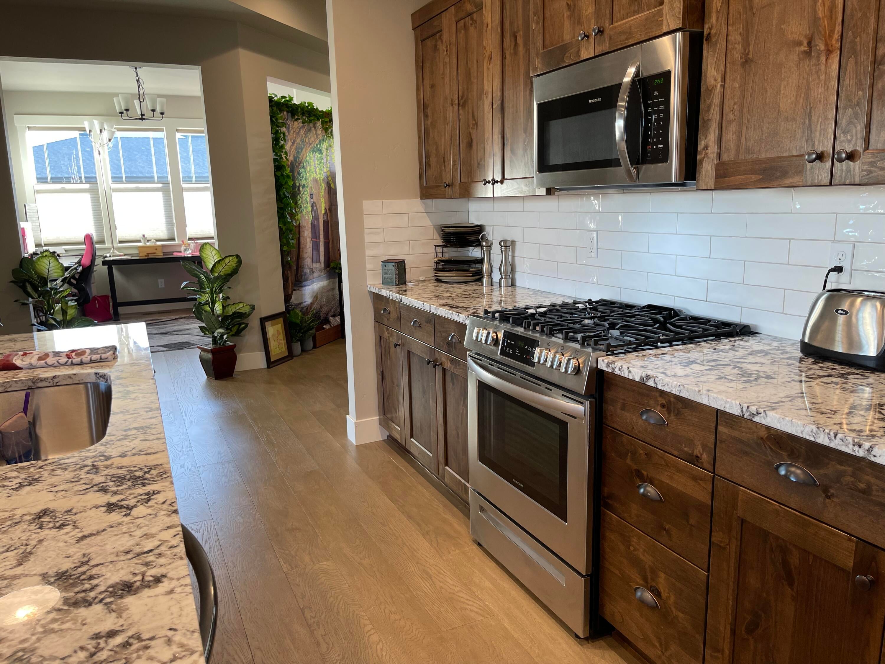 4198 Southwest 43rd Street Redmond, OR 97756 - Photo 14 of 37 Photo Nov 20, 2 44 42 PM